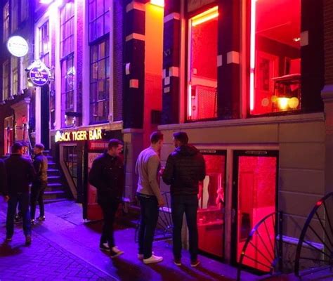 how much are hookers in amsterdam|Red Light District in Amsterdam